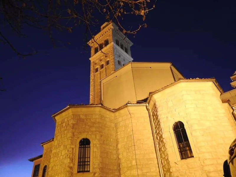 Monte Santo (Sveta Gora): la pastorella Urška, la pala di Palma il Vecchio e le battaglie dell'Isonzo - Arte & Cultura in Friuli Venezia Giulia