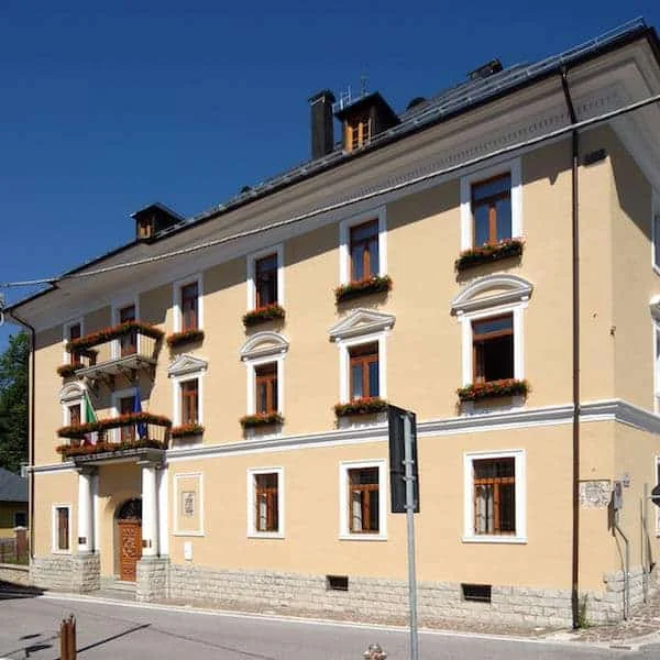 Il Palazzo della Forestale di Tarvisio: la casa del maestro delle foreste dei vescovi di Bamberga in via Romana - Arte & Cultura in Friuli Venezia Giulia