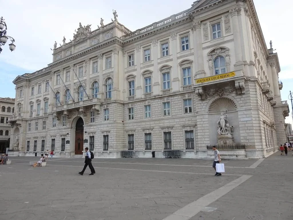 Il Palazzo del Lloyd Triestino, sede della Regione a Trieste: il progetto di Heinrich von Ferstel, Teti e Venere e il salone delle feste - Arte & Cultura in Friuli Venezia Giulia