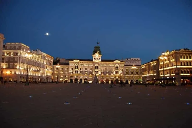 Piazza Unità d'Italia a Trieste: la storia della piazza sul mare e dei suoi palazzi - Arte & Cultura in Friuli Venezia Giulia