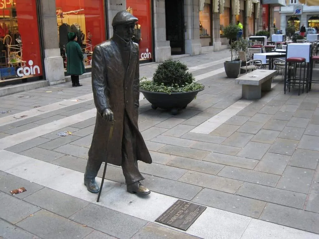 Umberto Saba e la sua Trieste: la balia slovena, la libreria antiquaria di via San Nicolò 30 e il Canzoniere, autobiografia in versi - Arte & Cultura in Friuli Venezia Giulia