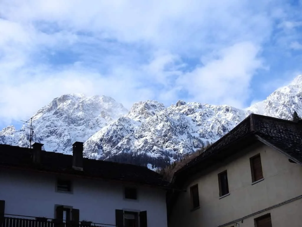 Tre giorni in Val Pesarina: gli orologi di Pesariis, le frazioni di Prato Carnico, gli stavoli di Orias, la cascata Fuas e il rifugio De Gasperi - Itinerari in Friuli Venezia Giulia