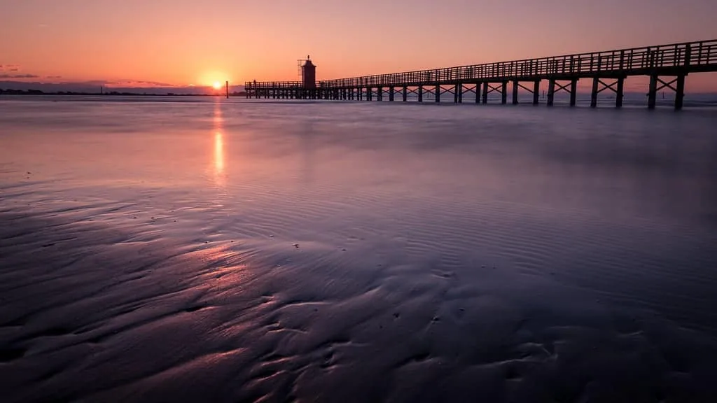 Aquasplash di Lignano, il primo parco acquatico d'Italia: l'idea americana di Sergio Vacondio, il 1985 e gli scivoli dal Kamikaze al Black Hole - Mare, Laguna & Costa in Friuli Venezia Giulia