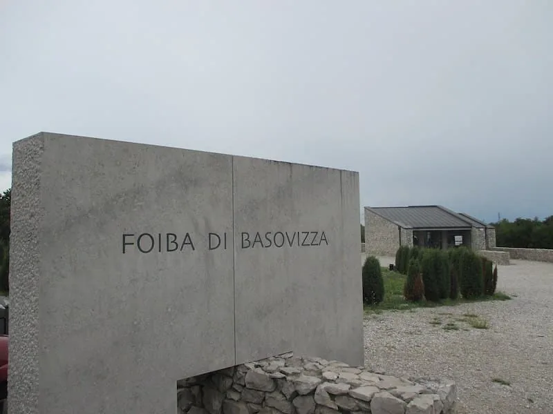 Foiba di Basovizza: il pozzo minerario della Škoda, il maggio 1945, le vittime e il Sacrario - Storia in Friuli Venezia Giulia