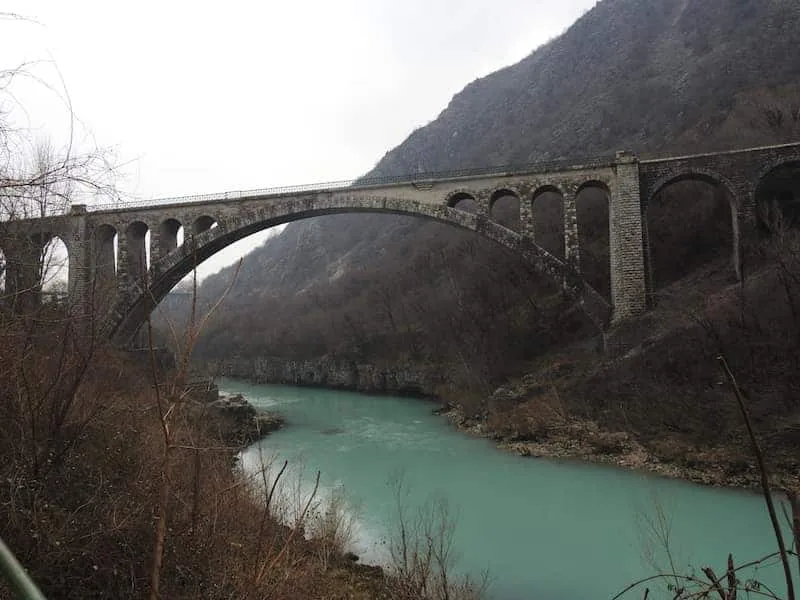 Il ponte di Salcano: l'arco di pietra di 85 metri della Transalpina sull'Isonzo - Storia in Friuli Venezia Giulia